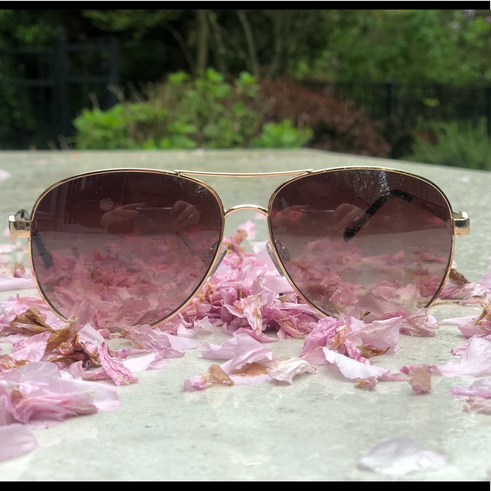 😎JESSICA SIMPSON HOT SUNGLASSES😎